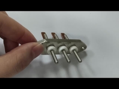 Conector hermético para vehículos eléctricos montado en panel que cumple los requisitos del cliente