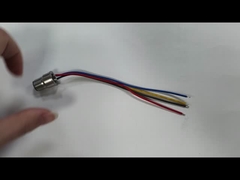 Conectores herméticos del alimentador a través