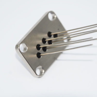 Conectores herméticos de alimentación de níquel sin electro