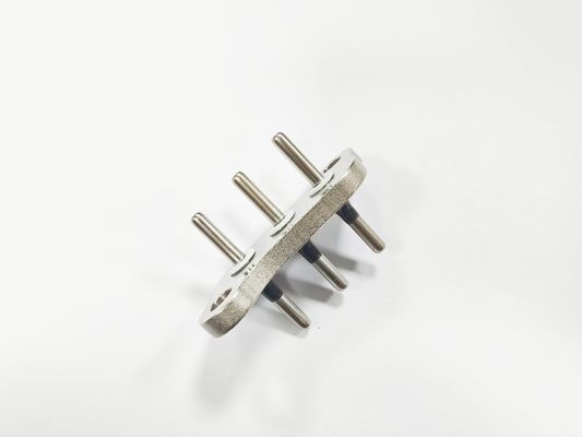 Instalación hermética en los paneles Conector hermético Ev Voltagem nominal 12V-540V