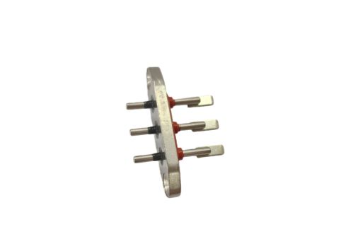 Conector Hermético para Vehículos Eléctricos con Corriente de Operación de 30A, con Bloqueo Automático y Botón de Liberación, Adecuado para Aplicaciones de Carga de Vehículos Eléctricos