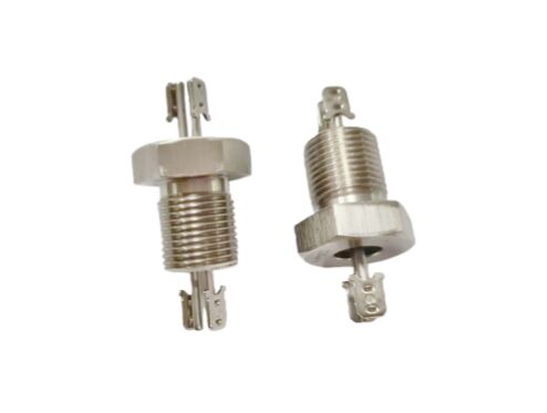 Sellos metálicos de vidrio de acero inoxidable 304 con alta resistencia al aislante 2000MΩ 1000VDC que garantizan el rendimiento de aislamiento eléctrico