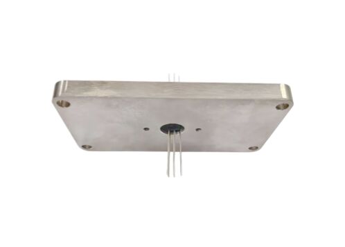 Panel de terminales de conexión de varios tamaños que ofrece superficie de niquelado para conexiones eléctricas y durabilidad duradera