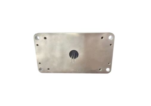 Panel de terminales de conexión de varios tamaños que ofrece superficie de niquelado para conexiones eléctricas y durabilidad duradera