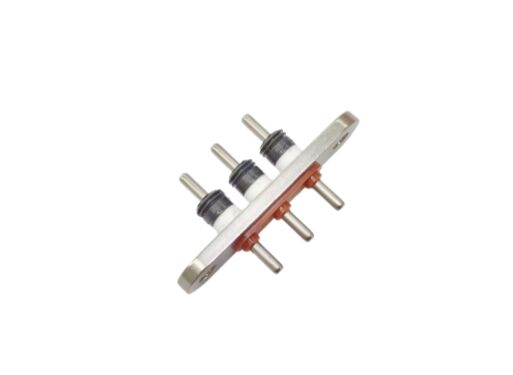 Conector hermético de vehículos eléctricos de plata con un grosor de 2 a 5 micrómetros diseñado para sistemas eléctricos seguros para automóviles