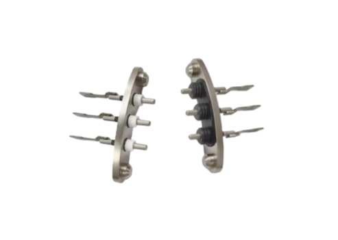 Material del Pin SUH446 Terminal Sellado Herméticamente Voltaje Nominal 960V Solución de Conexión Eléctrica para Aplicaciones Industriales